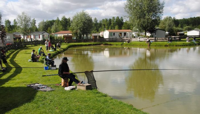 Concours de pêche à l'étang du camping !